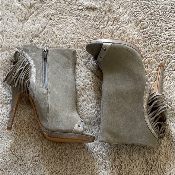 COLIN STUART GRAY GENUINE LEATHER STILETTO BOOTIES - Picture 2 of 7